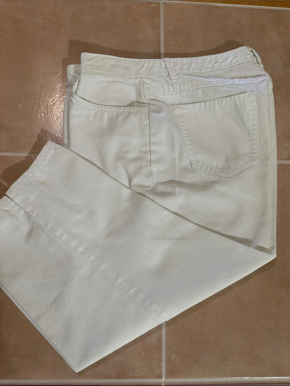 bill blass White Straight-Leg Denim Capris